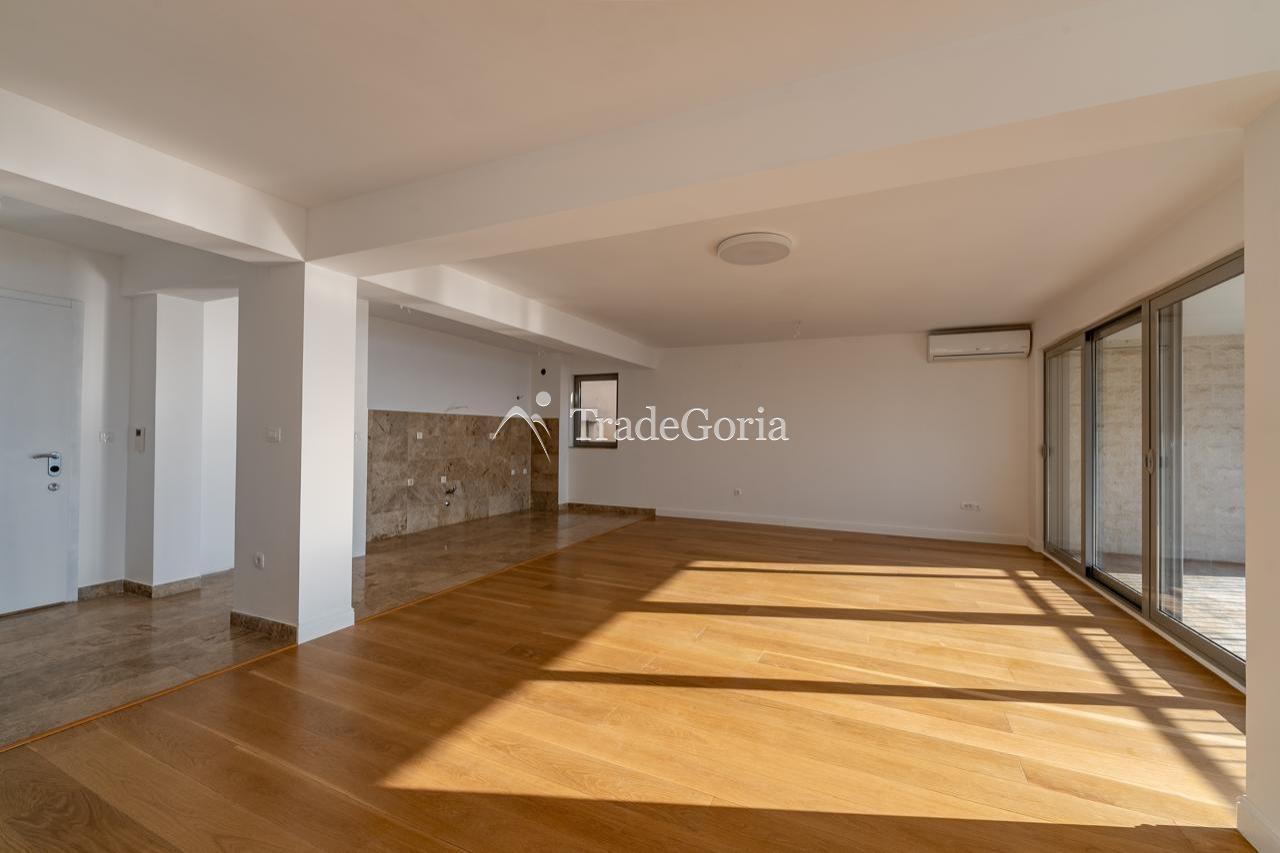 Penthouse with 3 bedrooms and panoramic sea views