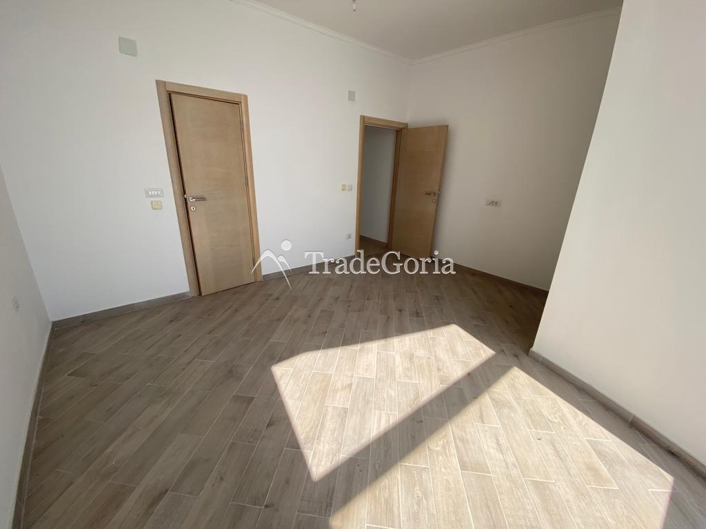 Penthouse u kompleksu na 1. liniji