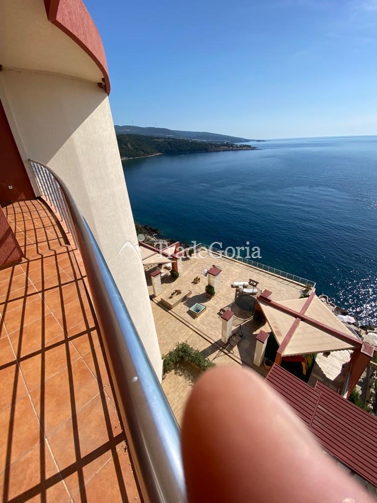 Penthouse u kompleksu na 1. liniji