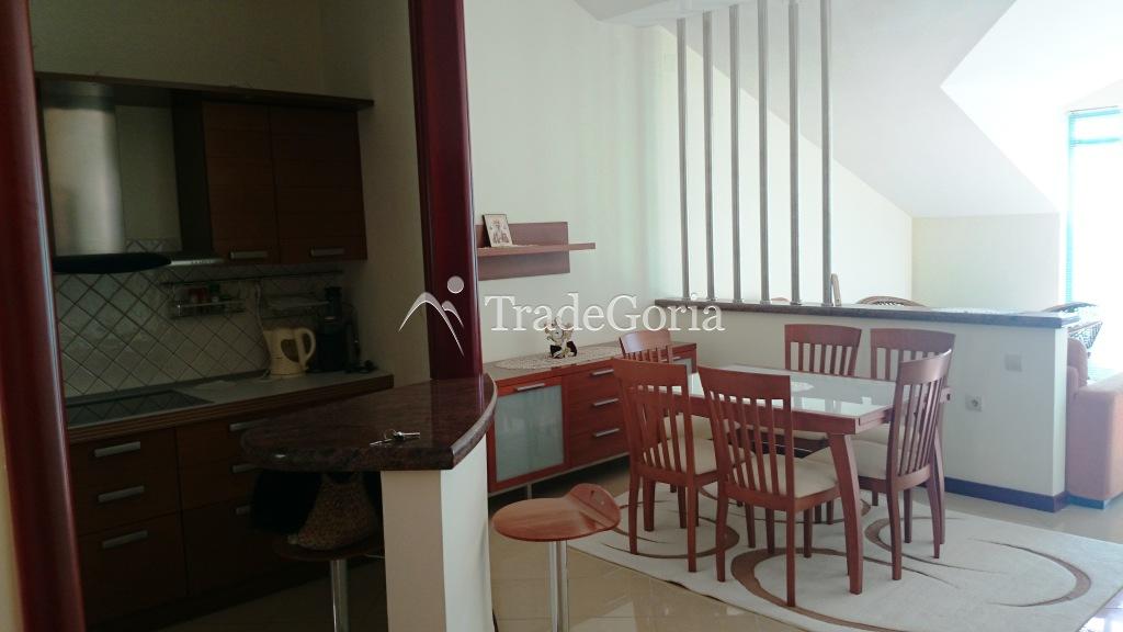 Penthouse im Zentrum von Igalo