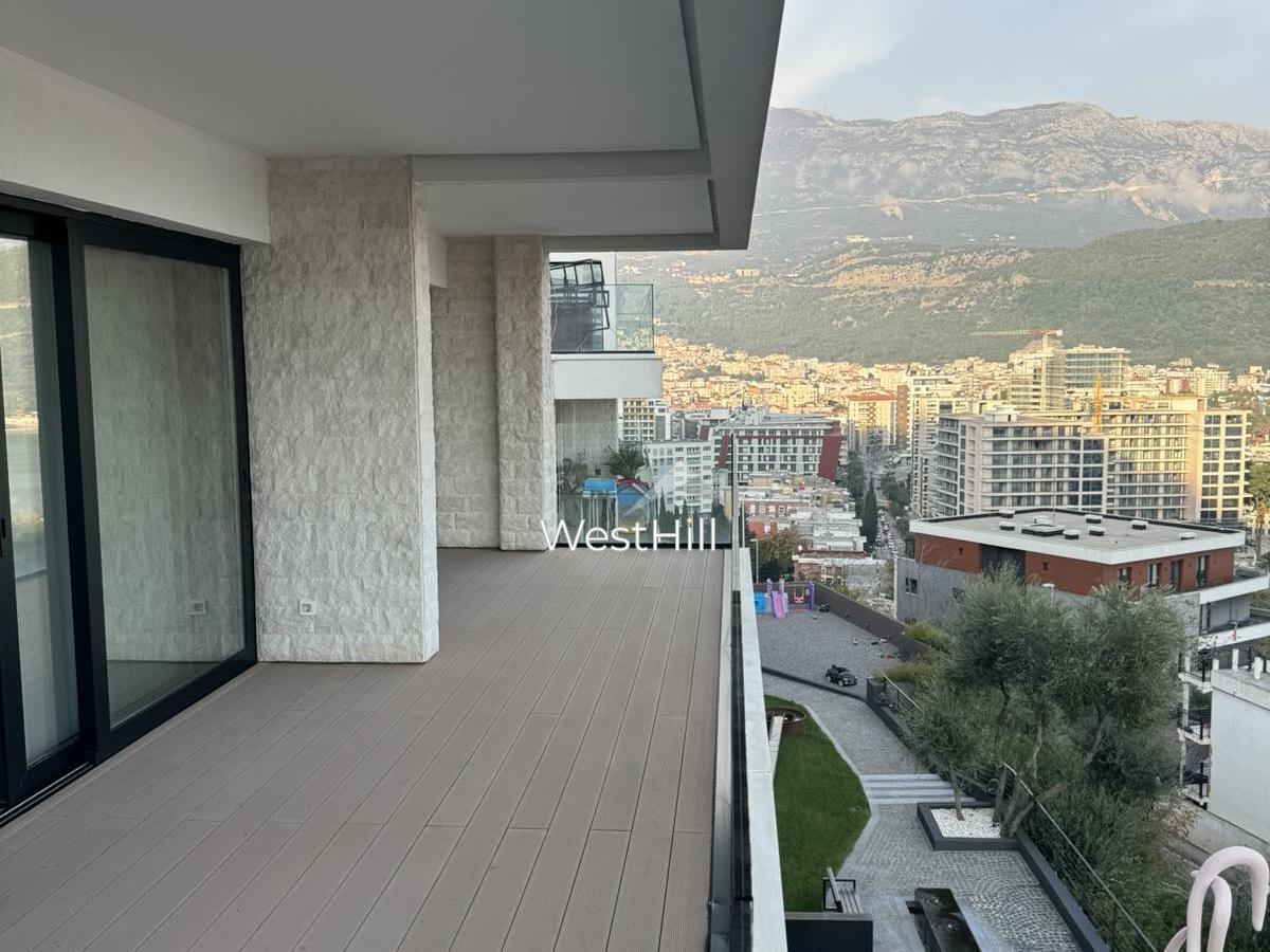 Penthouse in a prestigious residential complex