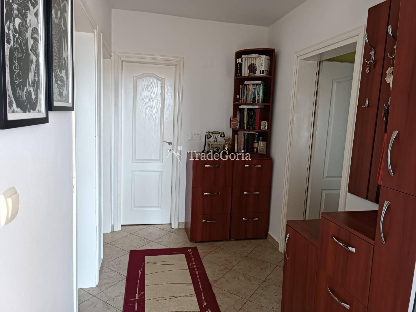 House for Sale in Shushan, Bar with Mountain and City Views