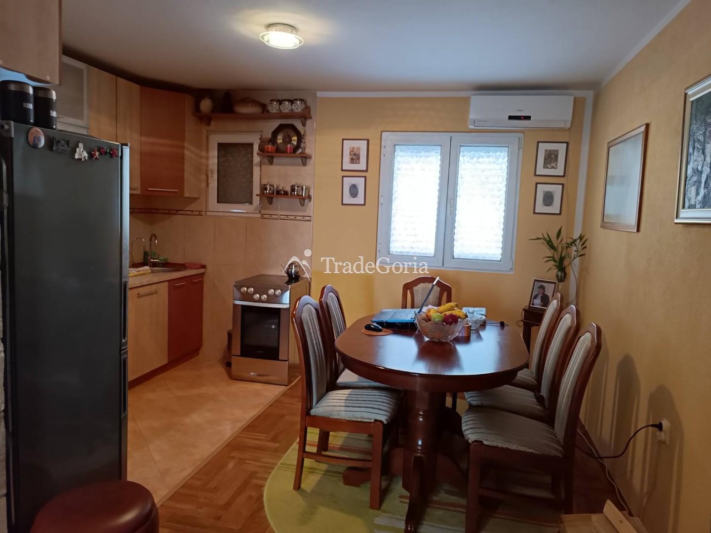 House for Sale in Shushan, Bar with Mountain and City Views