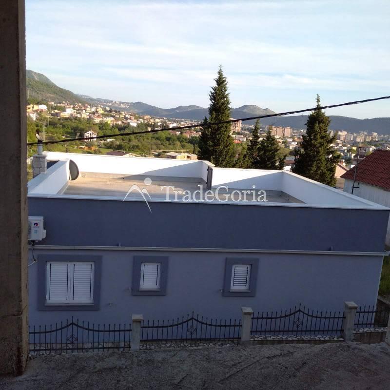 House for Sale in Shushan, Bar with Mountain and City Views