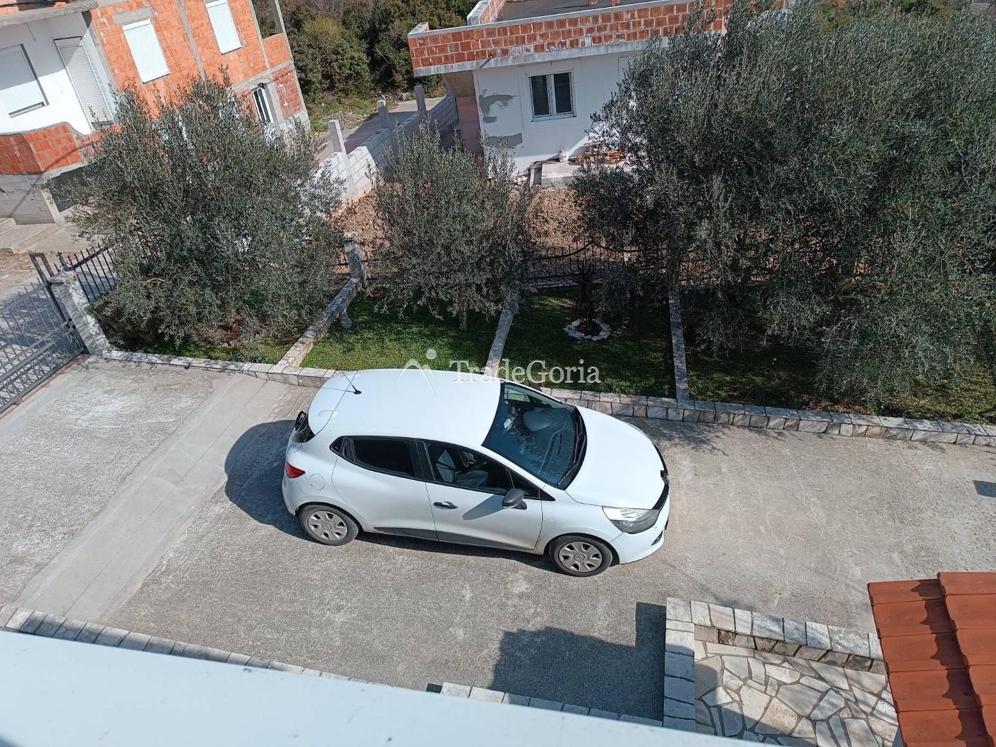 House for Sale in Shushan, Bar with Mountain and City Views