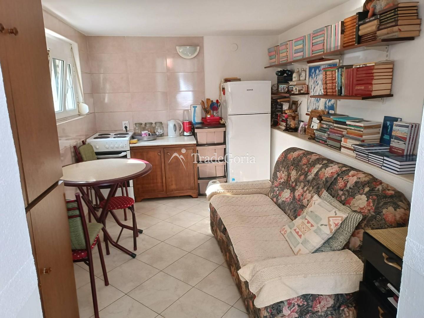 House for Sale in Shushan, Bar with Mountain and City Views