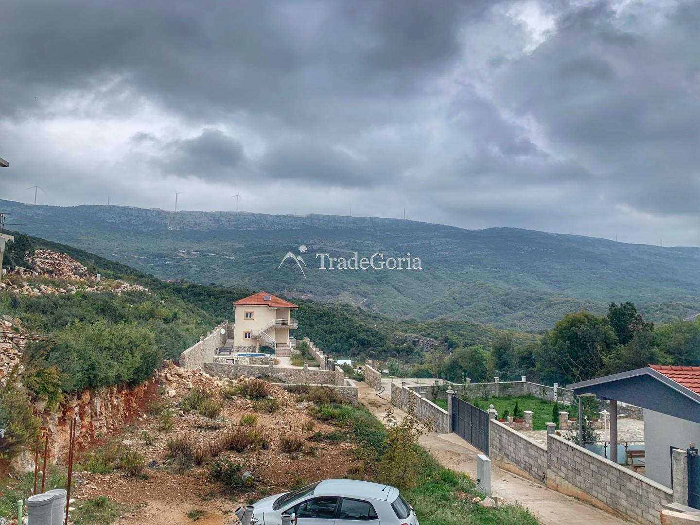 Angebot zum Kauf eines Hauses im Bau in Ulcinj