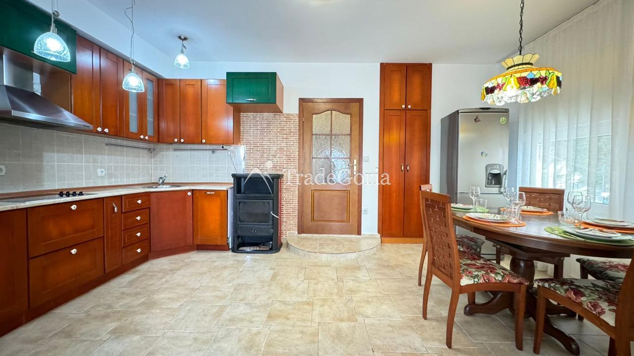 House for Sale in Barskaya Riviera, Ratats