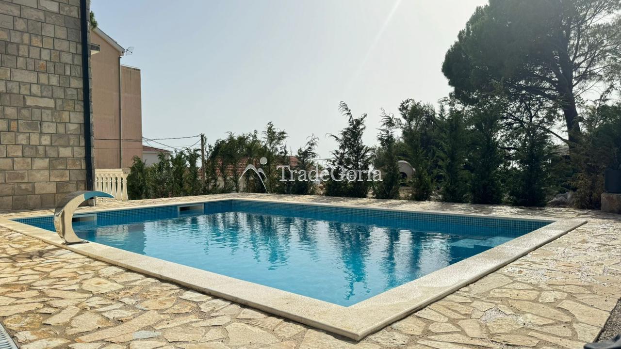 House for Sale in Barskaya Riviera, Ratats