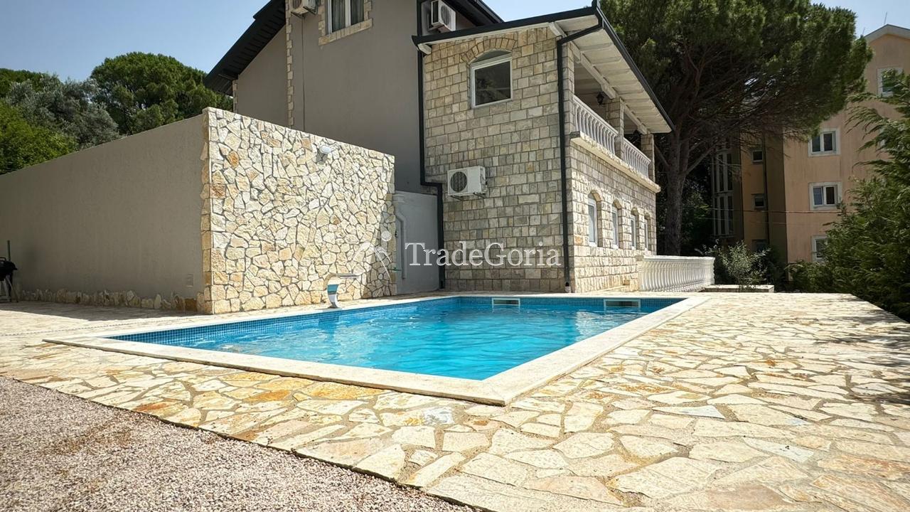 House for Sale in Barskaya Riviera, Ratats