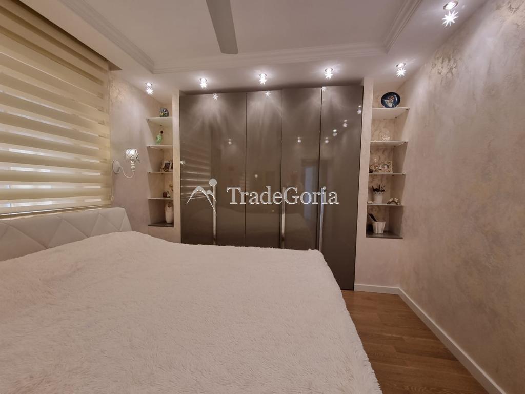 House for Sale in Tivat, Kalimanj District