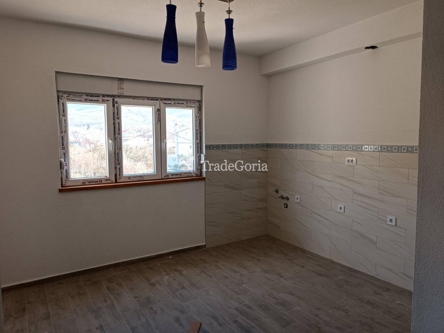 Apartment for Sale in Small Building in Shushan, Bar