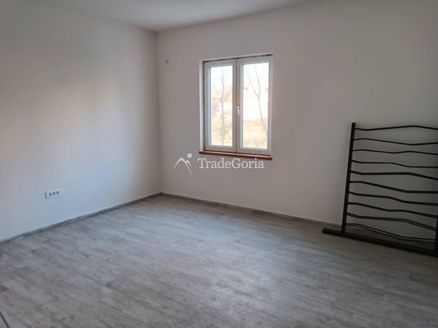 Apartment for Sale in Small Building in Shushan, Bar