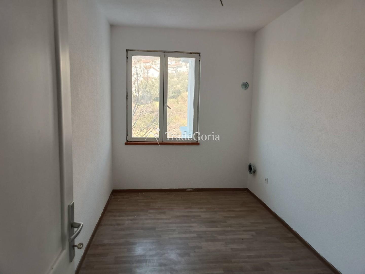 Apartment for Sale in Small Building in Shushan, Bar