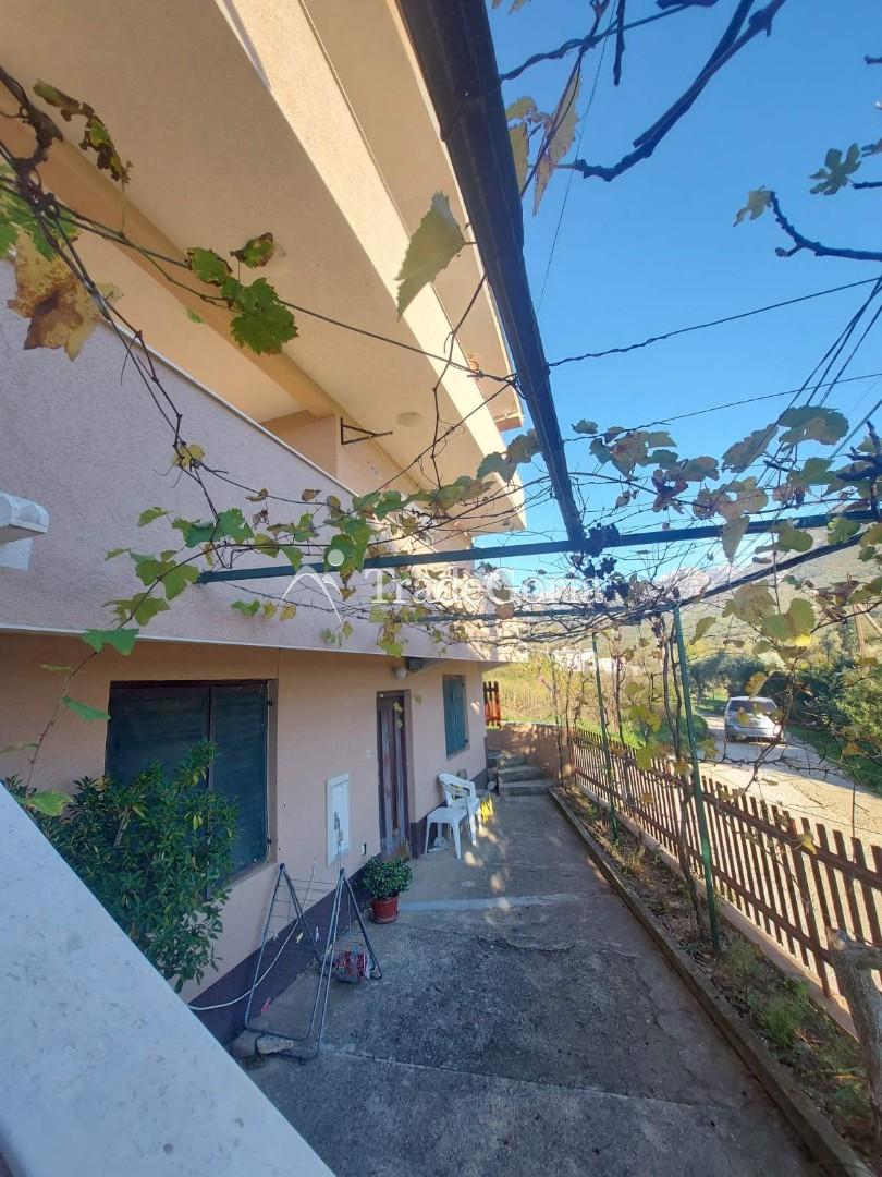 Zum Verkauf: Dreistöckiges Haus in Shushan, Barskaya Riviera