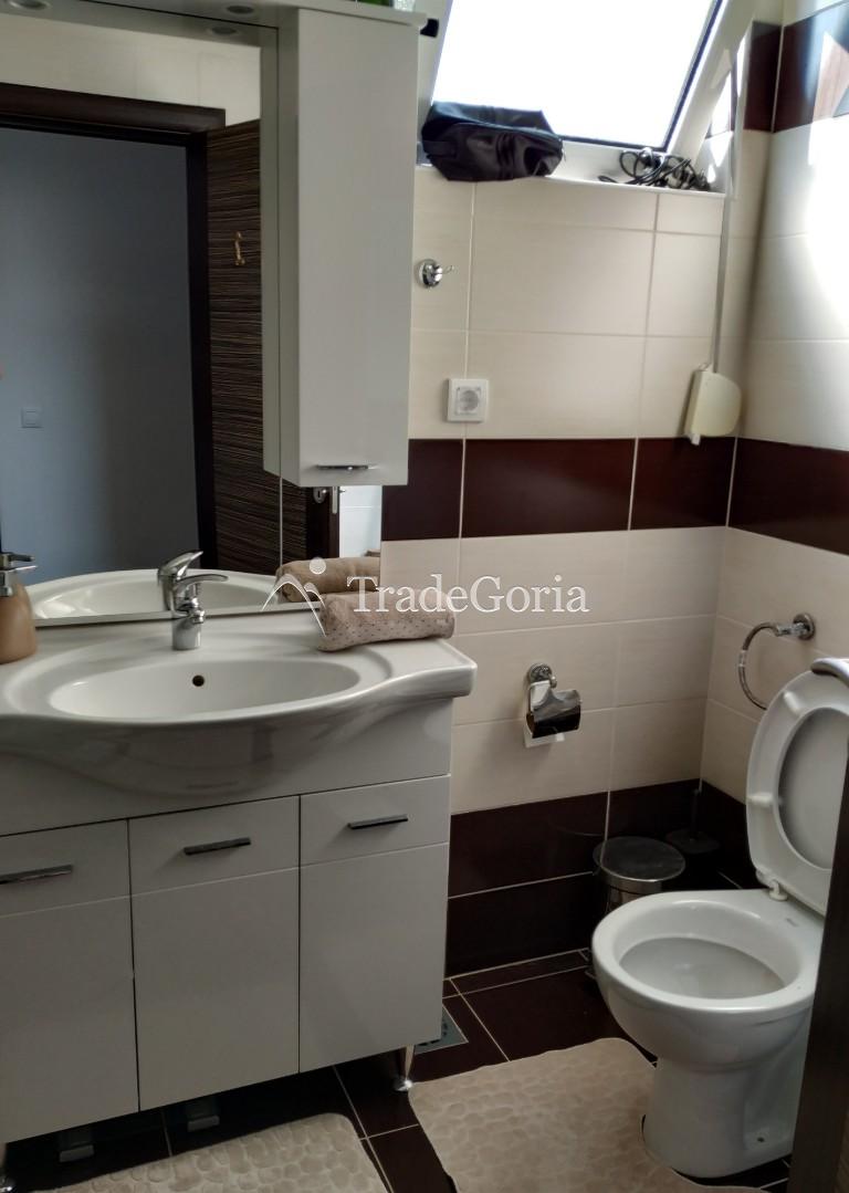 Vierstöckiges Haus zum Verkauf in Ulcinj in der Nähe des Meeres
