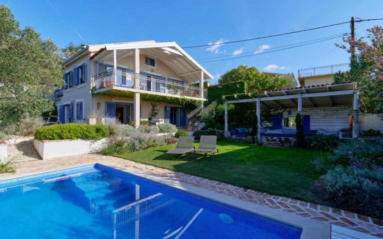 Premiumes Haus mit Meerblick in Kavac