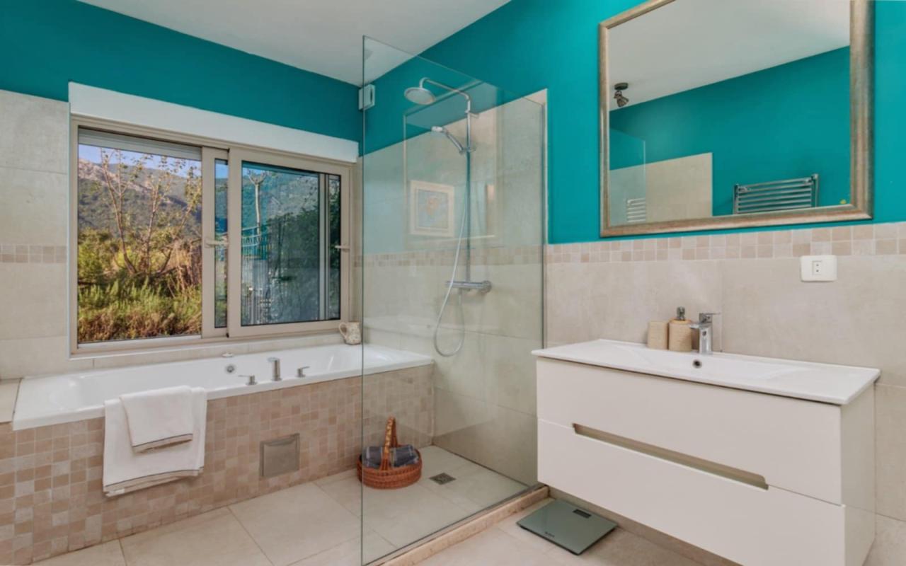 Premiumes Haus mit Meerblick in Kavac