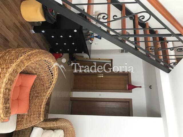Продается квартира-дуплекс в Бечичи, 93 м2
