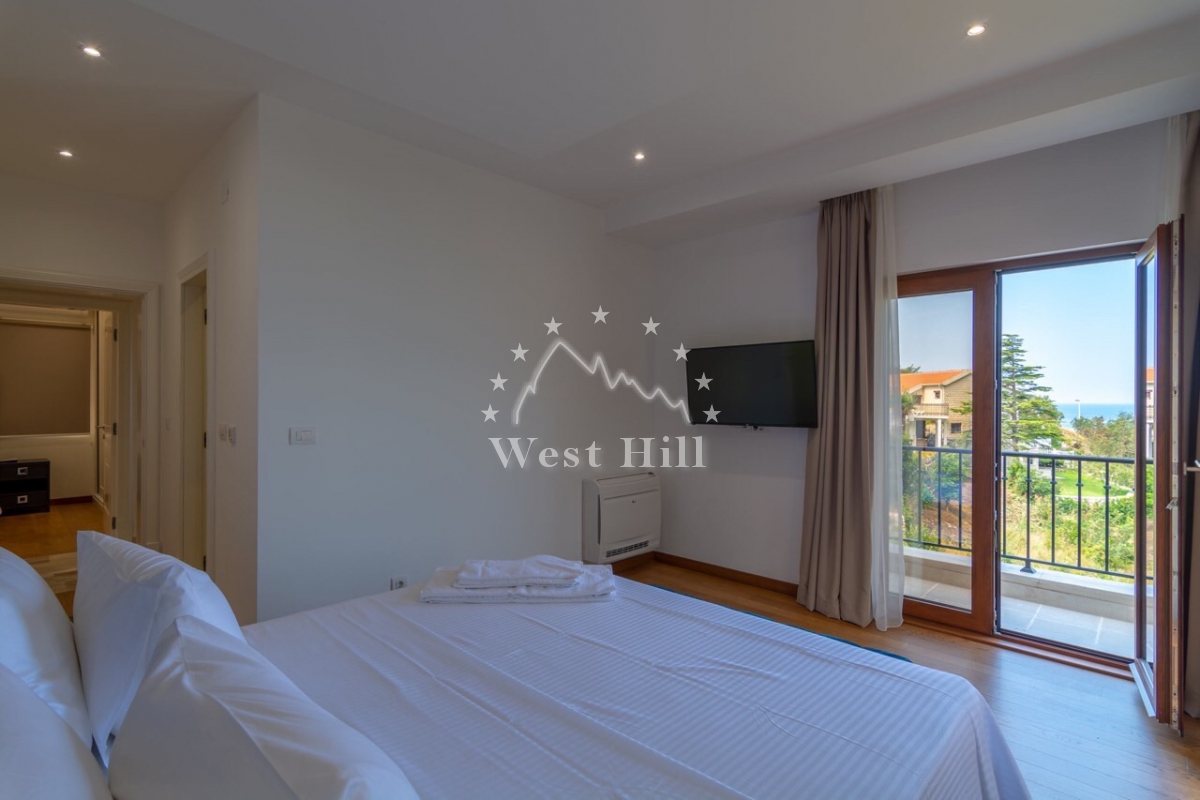 Villa for Sale in Rezevici, Budva, Montenegro - Object 4465