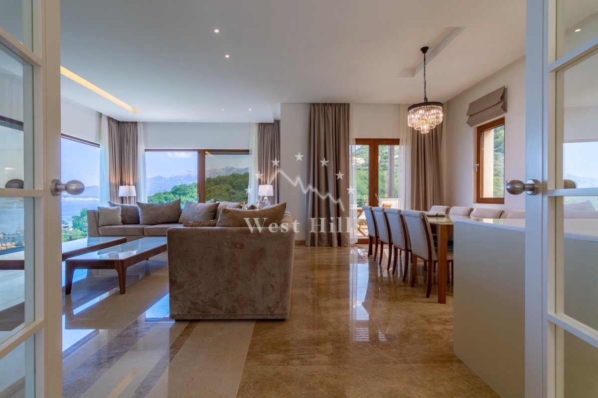 Villa for Sale in Rezevici, Budva, Montenegro - Object 4465