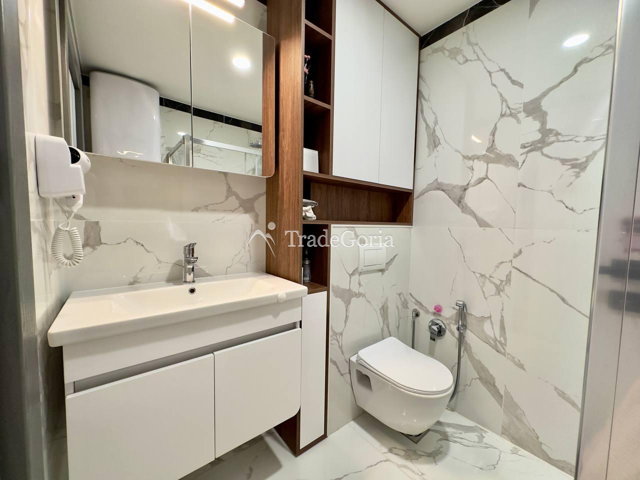 Продаётся дизайнерская студия в премиум-комплексе Emerald Residence
