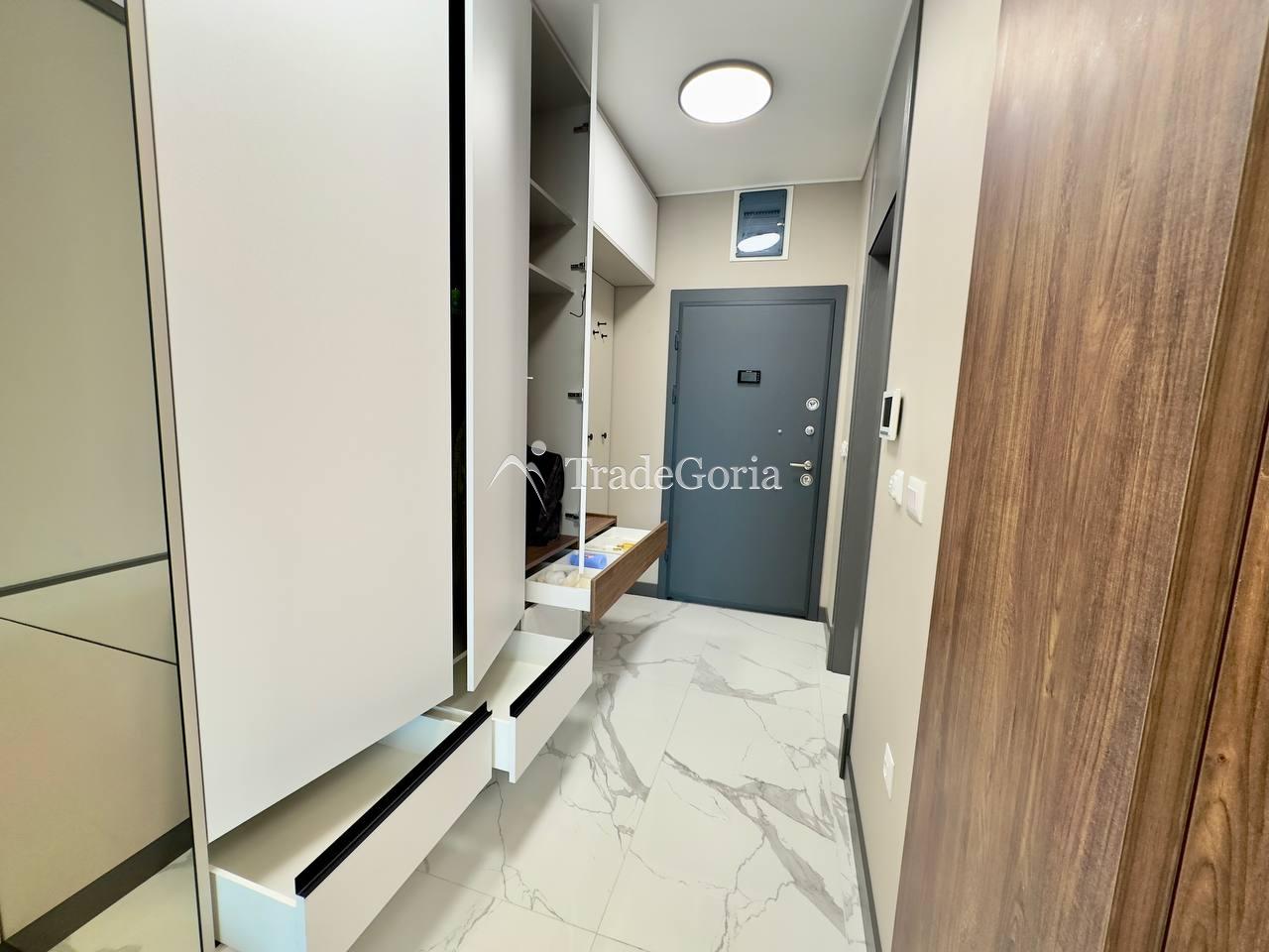 Продаётся дизайнерская студия в премиум-комплексе Emerald Residence