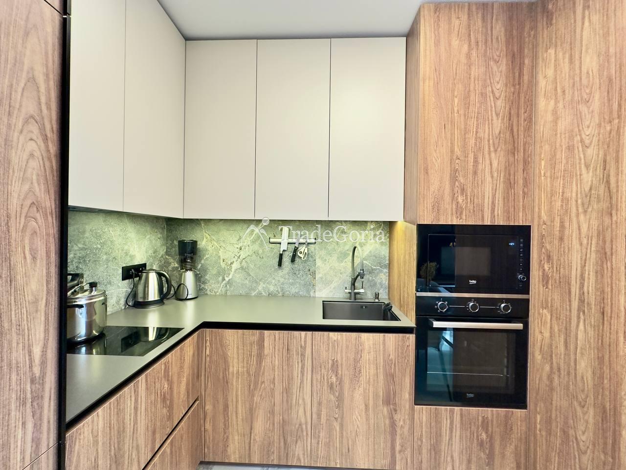 Продаётся дизайнерская студия в премиум-комплексе Emerald Residence