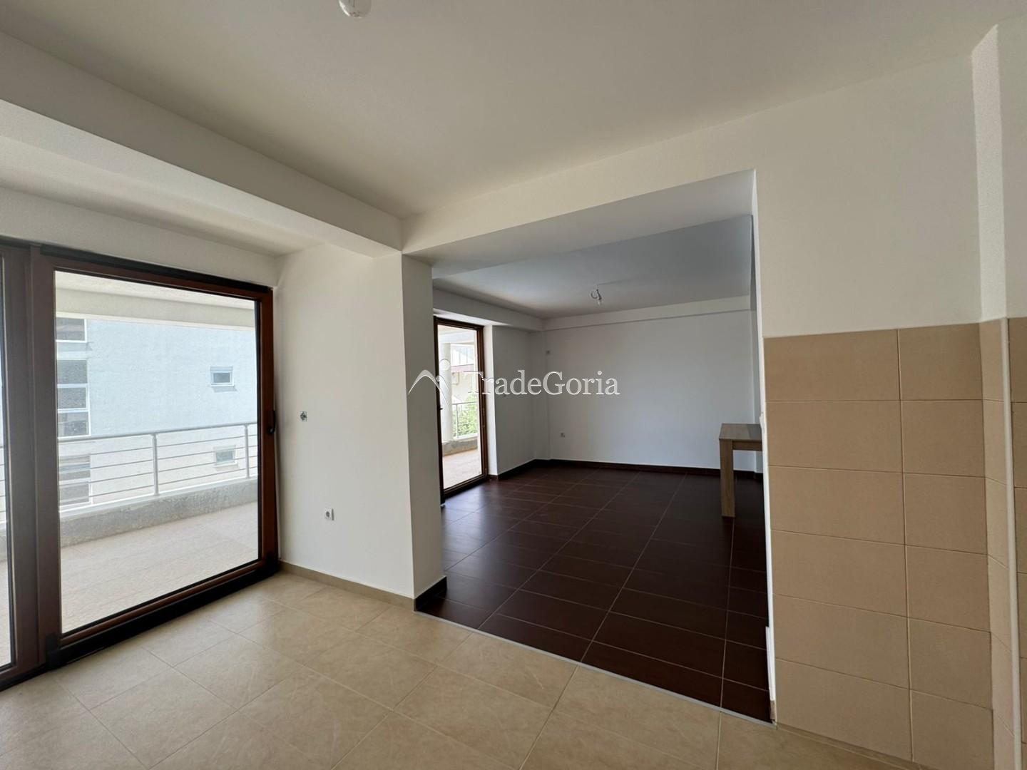 Apartment with 2 Bedrooms by the Sea in Dobra Voda with Pool