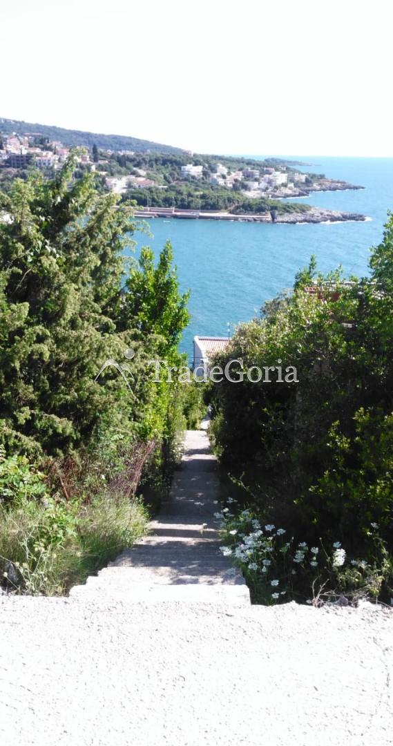 Two plots for sale in Uteha
