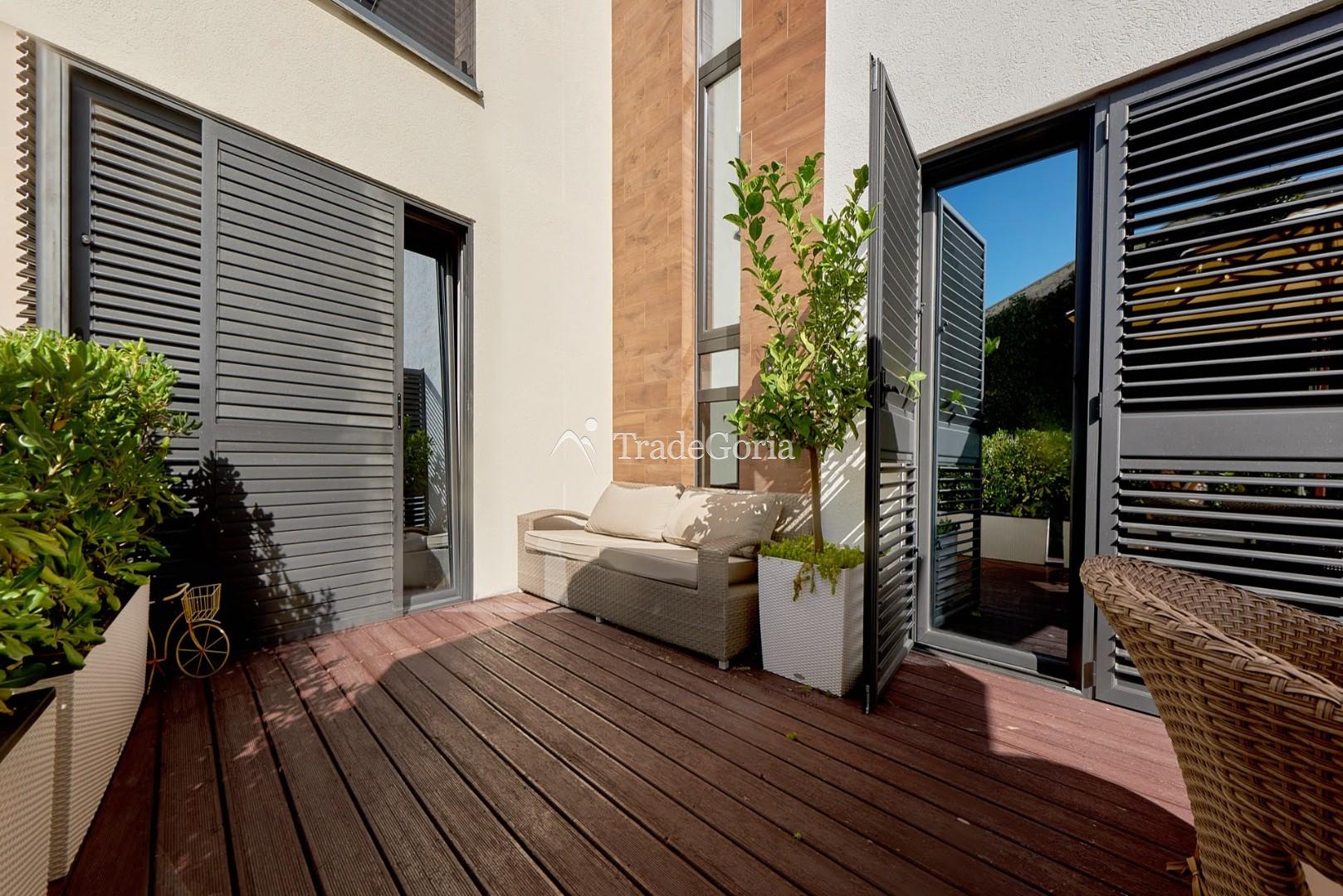 Sale of a complex of two modern villas in Budva