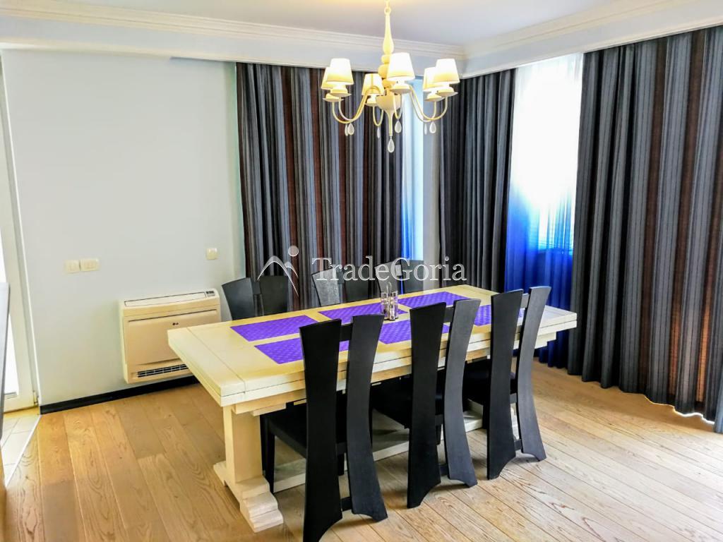 Продажа пентхауса в элитном комплексе в Бечичи, Будва - 375.000 евро.