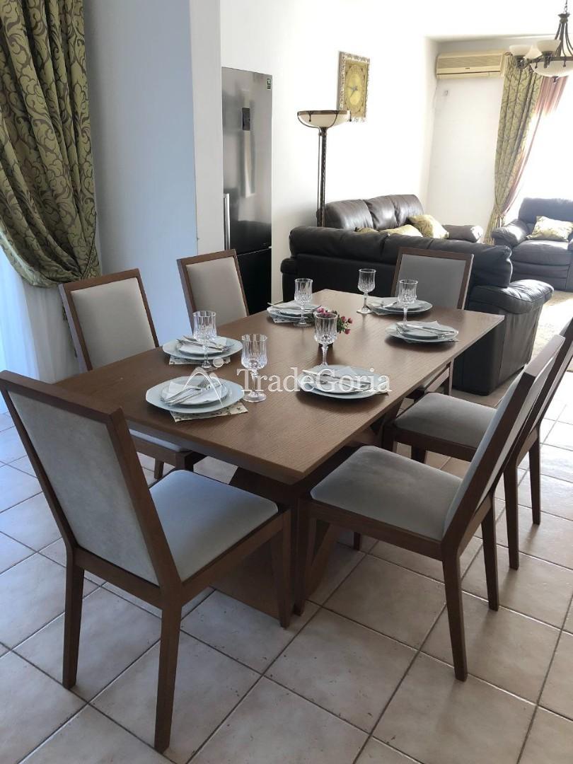 Geräumige 3-Zimmer-Wohnung in Becici. Dringender Verkauf!