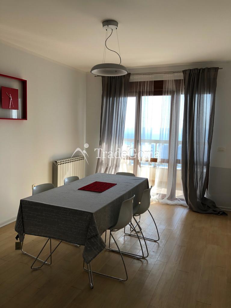 Geräumiges Apartment mit Panoramablick in einer Wohnanlage in Dobrye Vody