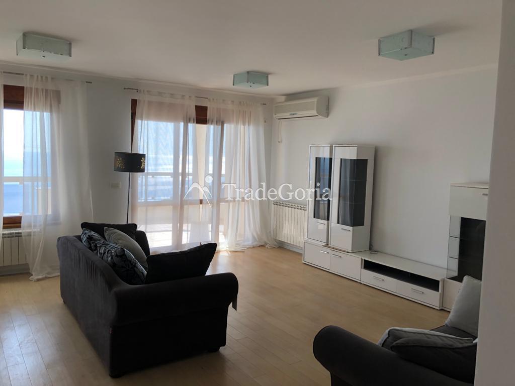 Geräumiges Apartment mit Panoramablick in einer Wohnanlage in Dobrye Vody