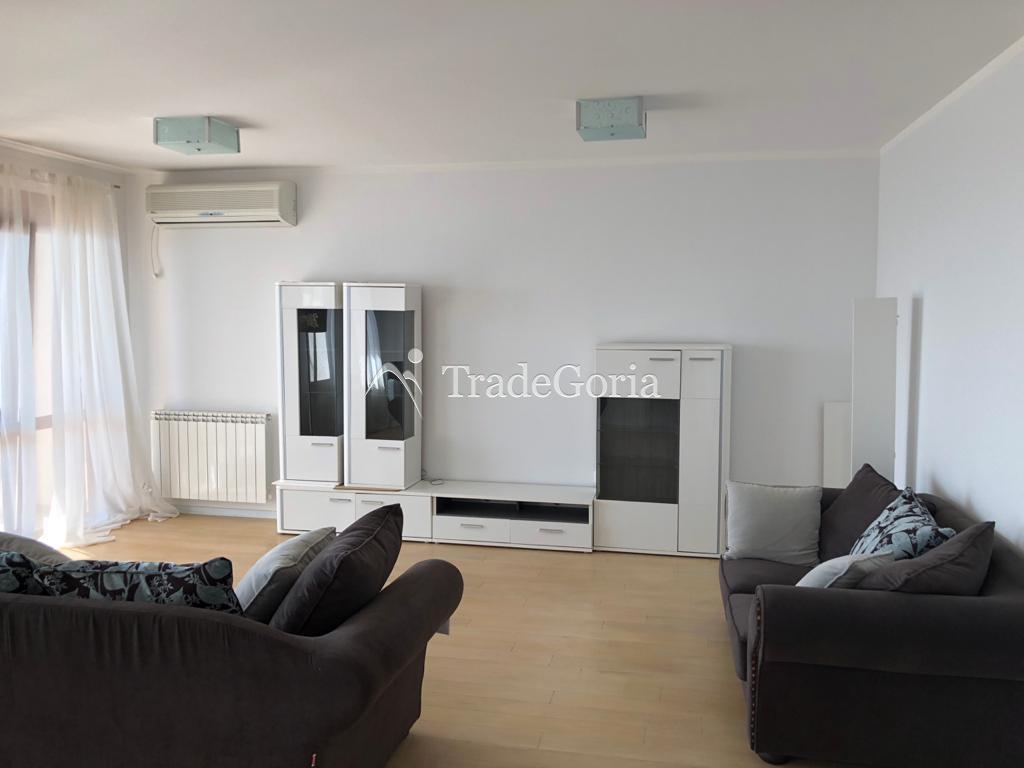 Geräumiges Apartment mit Panoramablick in einer Wohnanlage in Dobrye Vody
