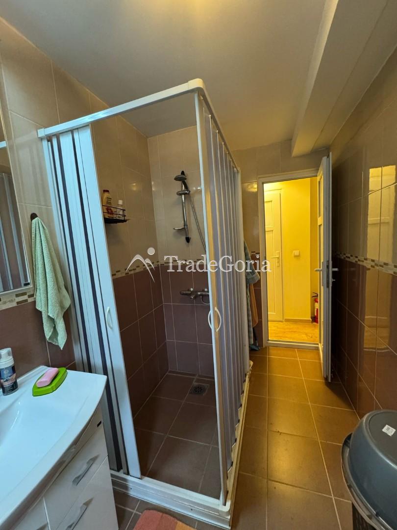 Spacious House + Apartments for Rent in Sutomore