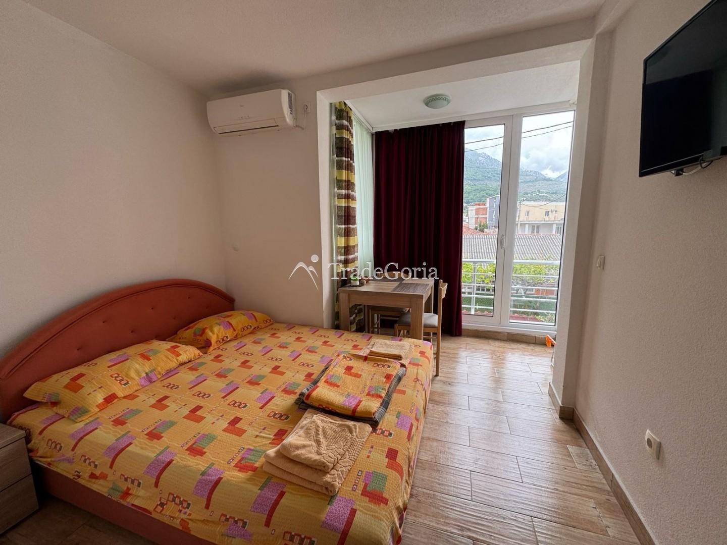 Spacious House + Apartments for Rent in Sutomore
