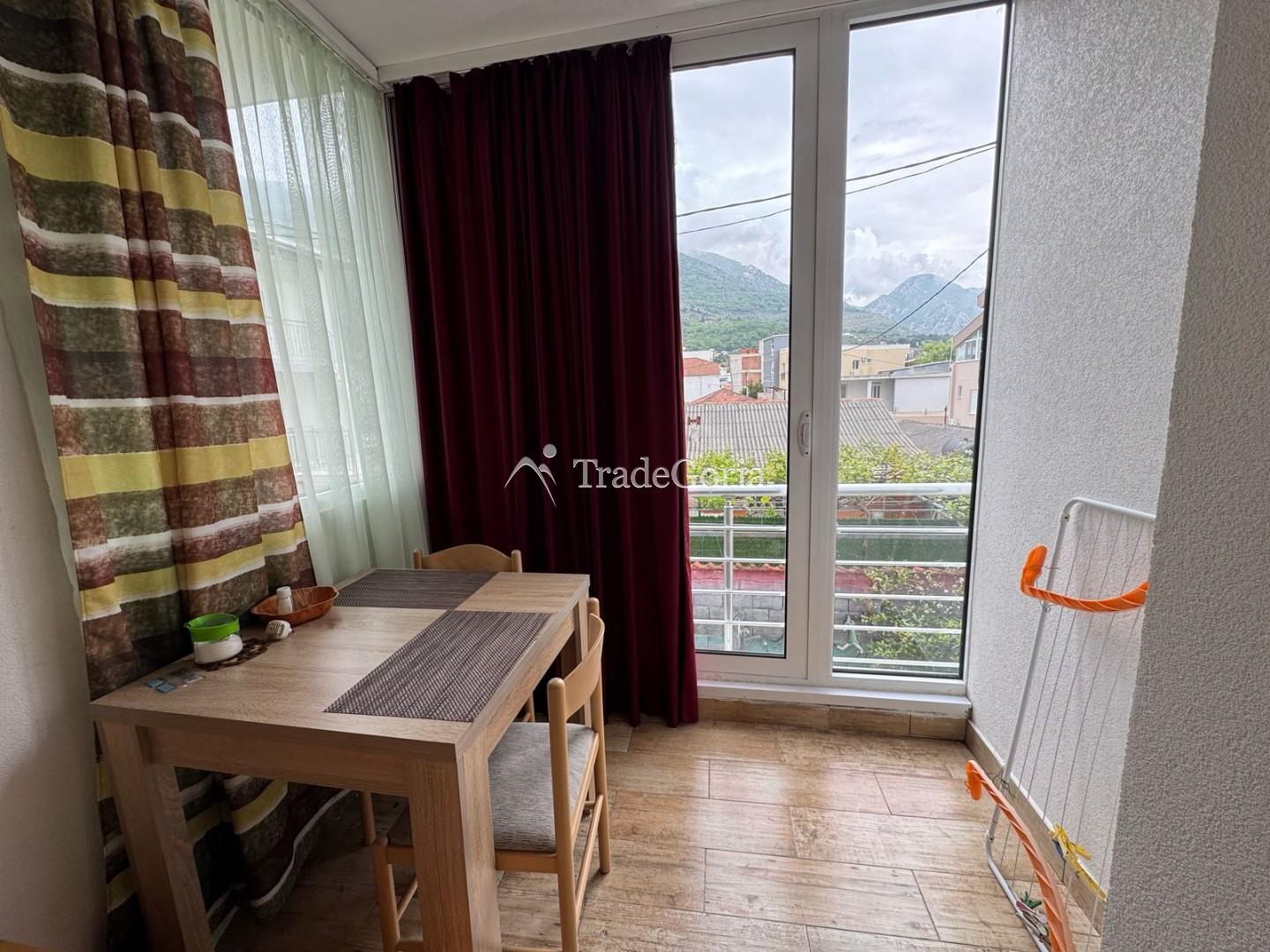 Spacious House + Apartments for Rent in Sutomore