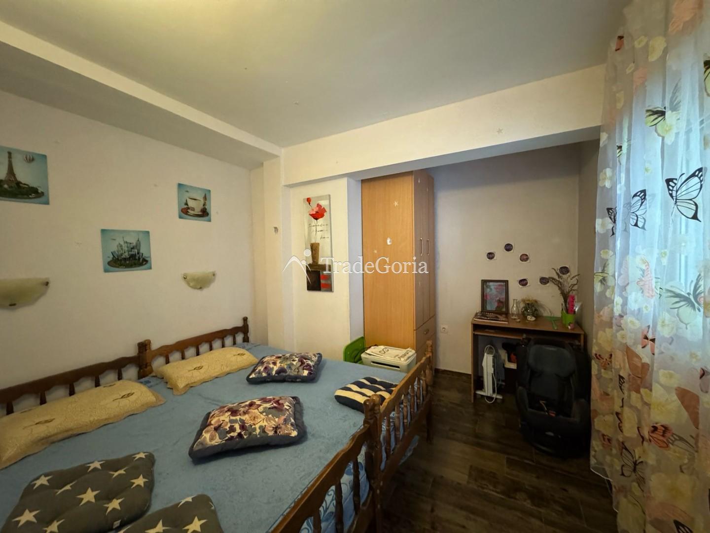 Spacious House + Apartments for Rent in Sutomore