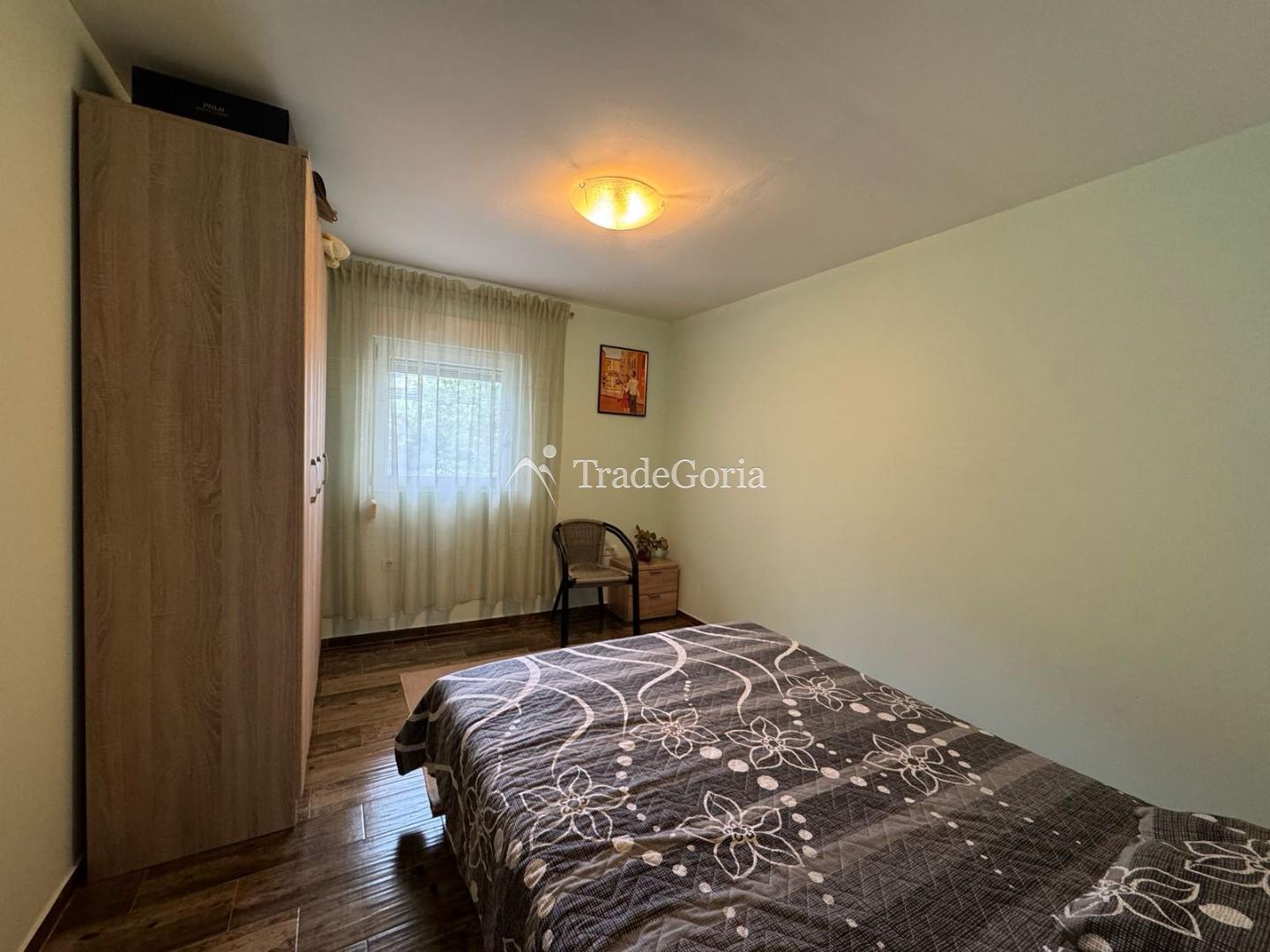 Spacious House + Apartments for Rent in Sutomore