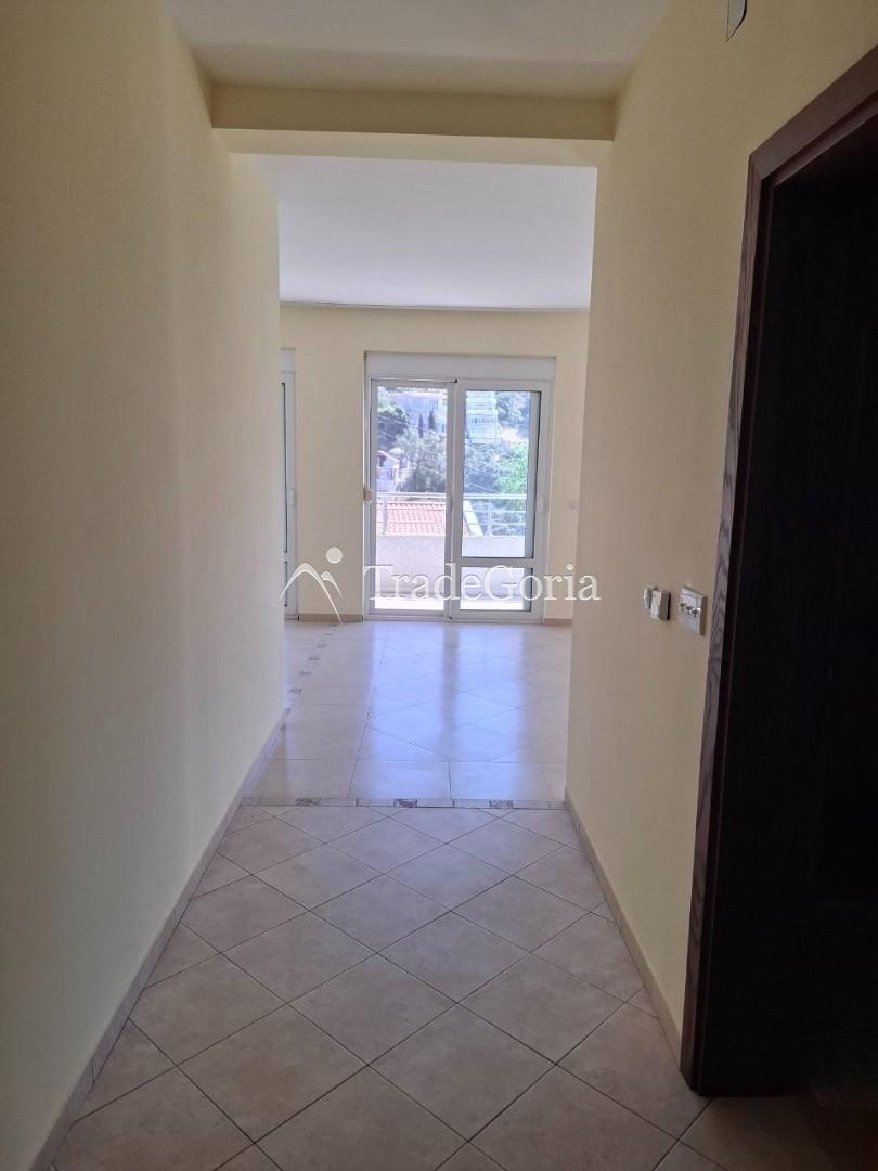 Spacious house 30 meters from the sea in Utjeha with a relaxation area and garden on the plot