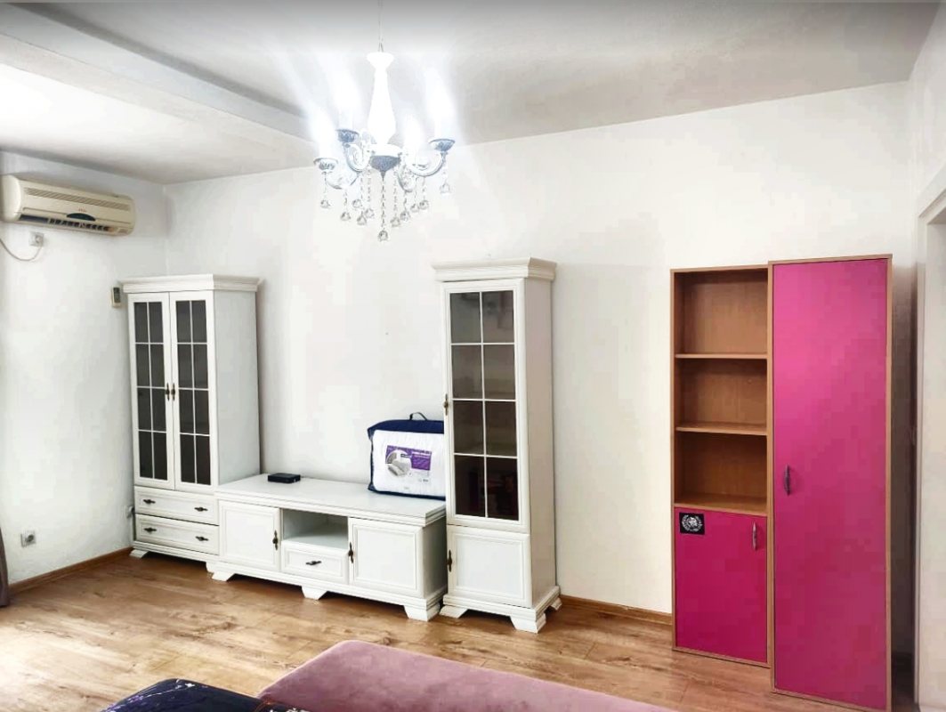 Erdgeschosswohnung mit Terrasse, 600 m zum Strand