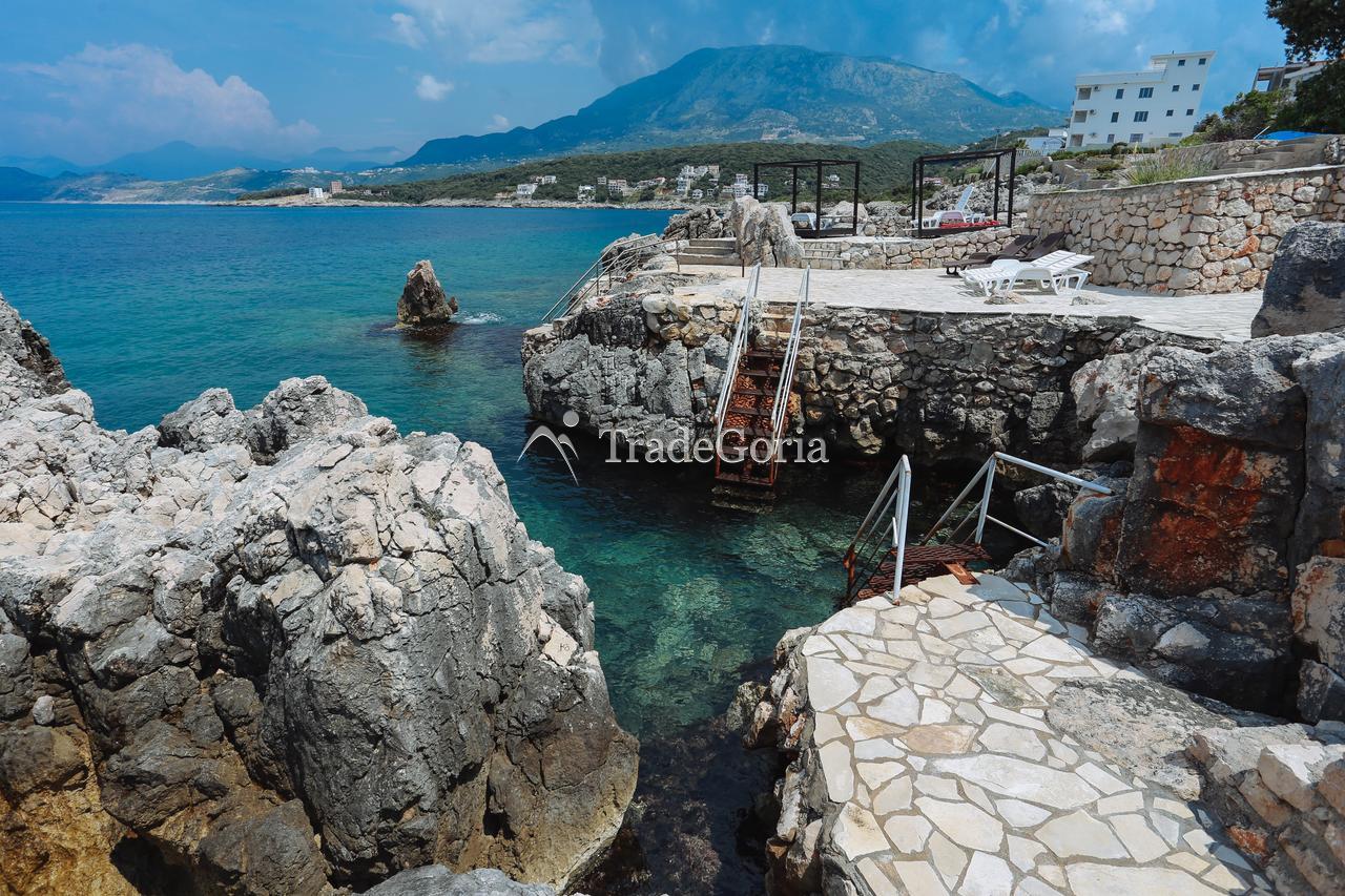 Luxury villa in Utjeha on the first line of the sea with a private beach.