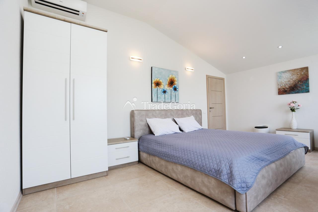 Luxury villa in Utjeha on the first line of the sea with a private beach.