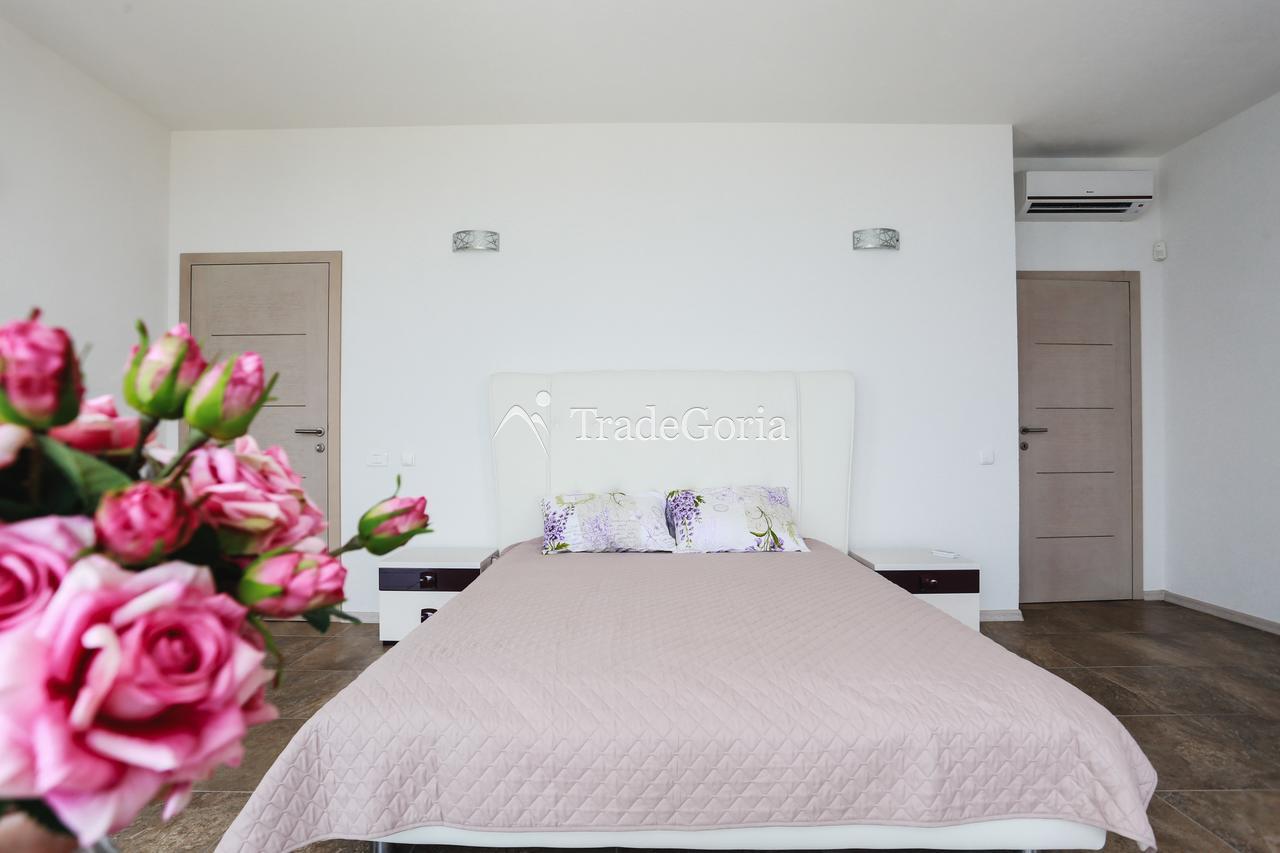 Luxury villa in Utjeha on the first line of the sea with a private beach.