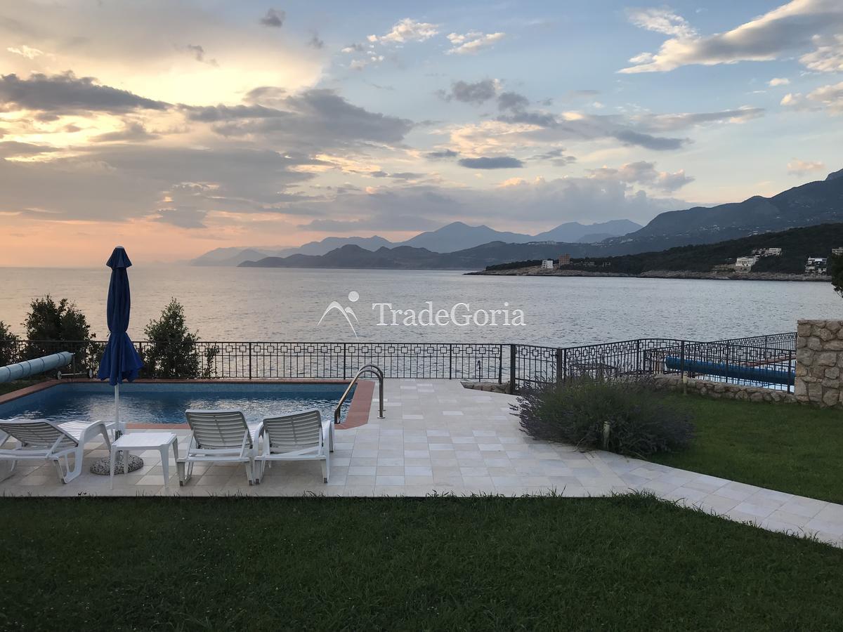 Luxury villa in Utjeha on the first line of the sea with a private beach.