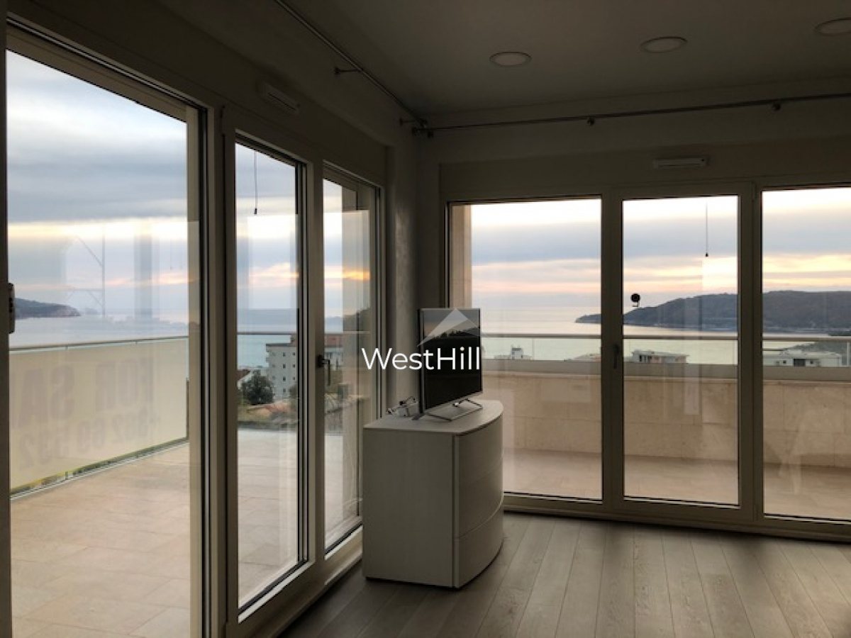 Sale Villa with swimming pool, Becici, Budva - object 4646