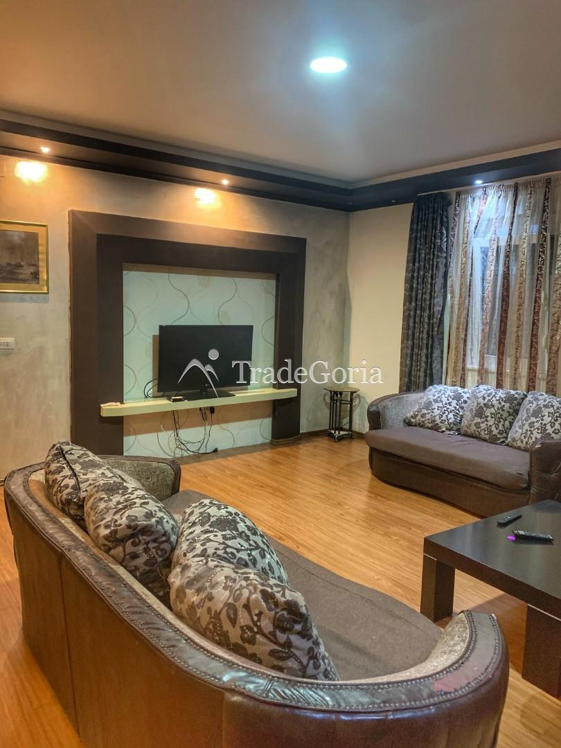 For Rent: First floor of a private house with three bedrooms in Belishi, Barskaya Riviera
