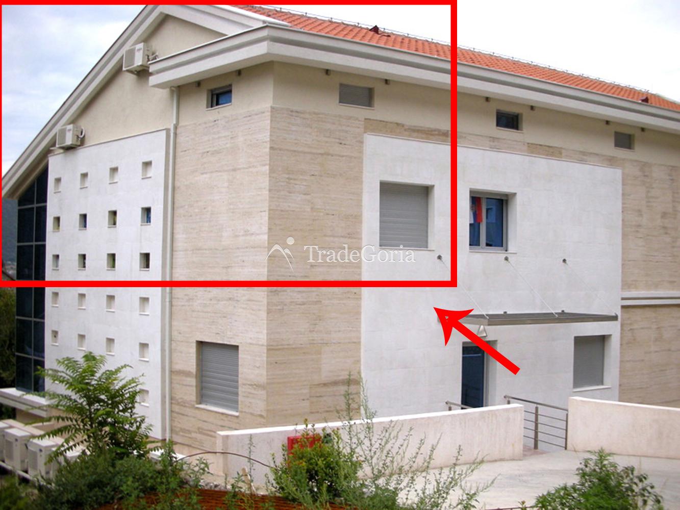 Luxuriöse neue Wohnung mit atemberaubendem Blick auf das Meer und die Berge!